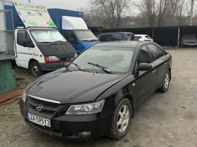 Черный Хендай Соната, объемом двигателя 0 л и пробегом 250 тыс. км за 1450 $, фото 4 на Automoto.ua