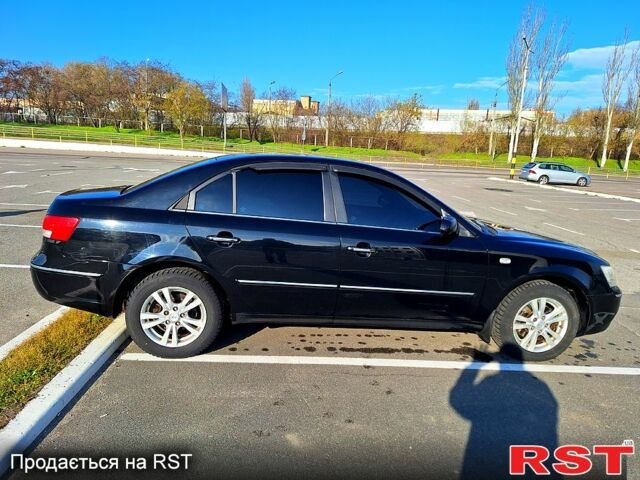 Хендай Соната 2008 у Києві на Automoto.ua Чорний Хендай Соната, об'ємом двигуна 2 л та пробігом 217 тис. км за 6500 $, фото 5 на Automoto.ua