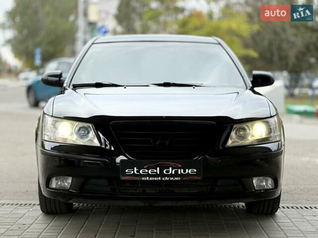 Хендай Соната 2008 у Миколаєві на Automoto.ua Чорний Хендай Соната, об'ємом двигуна 2 л та пробігом 231 тис. км за 5899 $, фото 1 на Automoto.ua