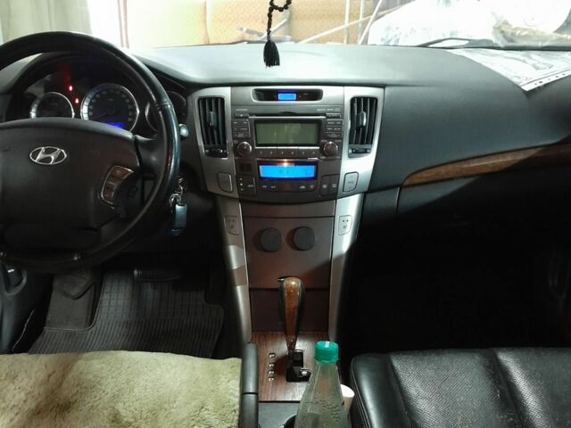 Черный Хендай Соната, объемом двигателя 2.4 л и пробегом 2 тыс. км за 3500 $, фото 6 на Automoto.ua