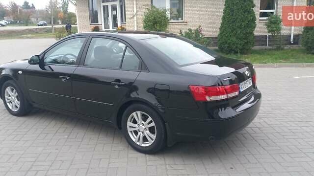 Чорний Хендай Соната, об'ємом двигуна 2 л та пробігом 216 тис. км за 6500 $, фото 9 на Automoto.ua