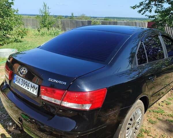 Чорний Хендай Соната, об'ємом двигуна 2 л та пробігом 247 тис. км за 5700 $, фото 4 на Automoto.ua