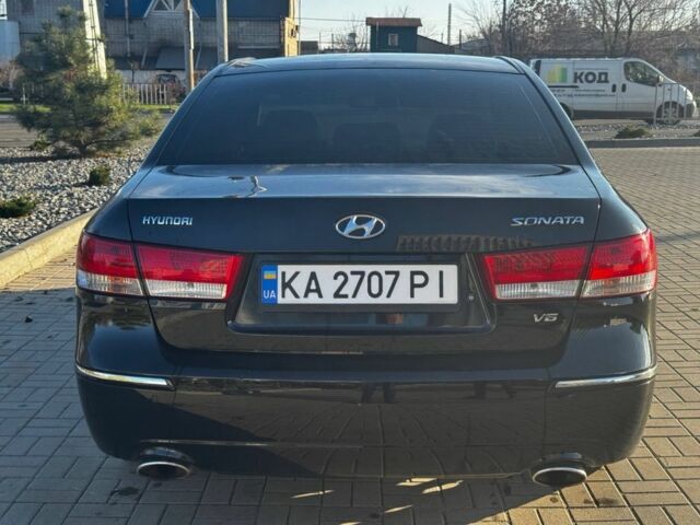 Чорний Хендай Соната, об'ємом двигуна 3.3 л та пробігом 248 тис. км за 6500 $, фото 1 на Automoto.ua