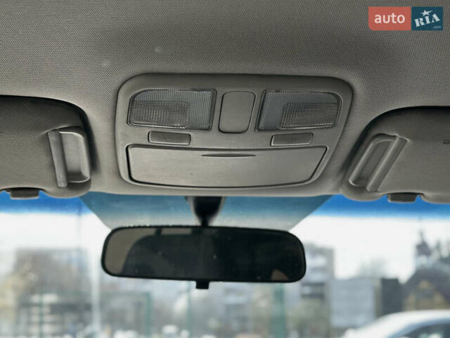 Черный Хендай Соната, объемом двигателя 2 л и пробегом 270 тыс. км за 5400 $, фото 40 на Automoto.ua