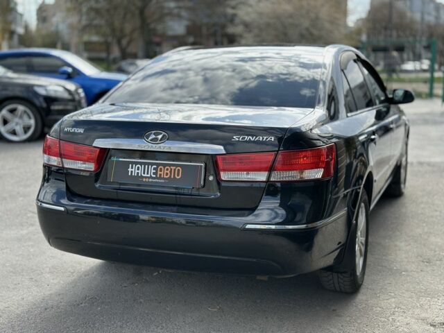 Черный Хендай Соната, объемом двигателя 2 л и пробегом 270 тыс. км за 5450 $, фото 9 на Automoto.ua