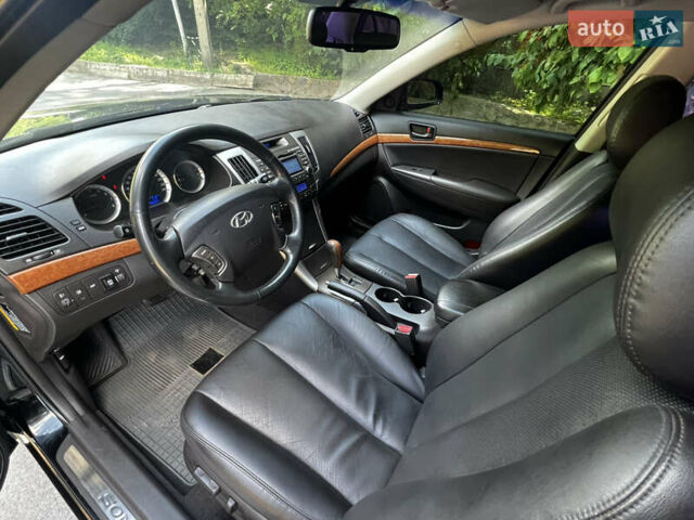 Чорний Хендай Соната, об'ємом двигуна 2.4 л та пробігом 176 тис. км за 8500 $, фото 33 на Automoto.ua