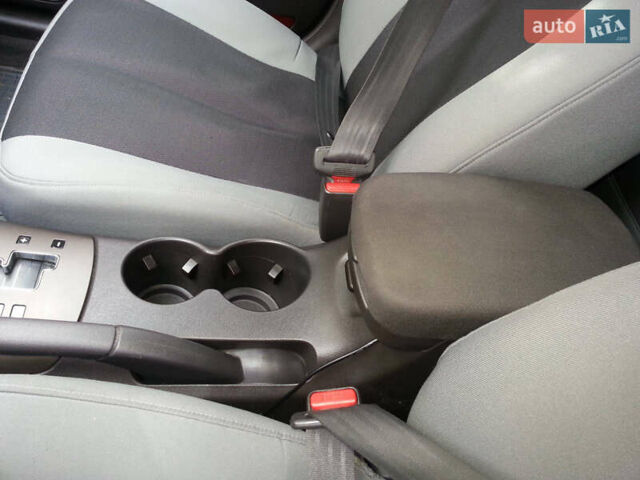 Черный Хендай Соната, объемом двигателя 2 л и пробегом 90 тыс. км за 9800 $, фото 11 на Automoto.ua