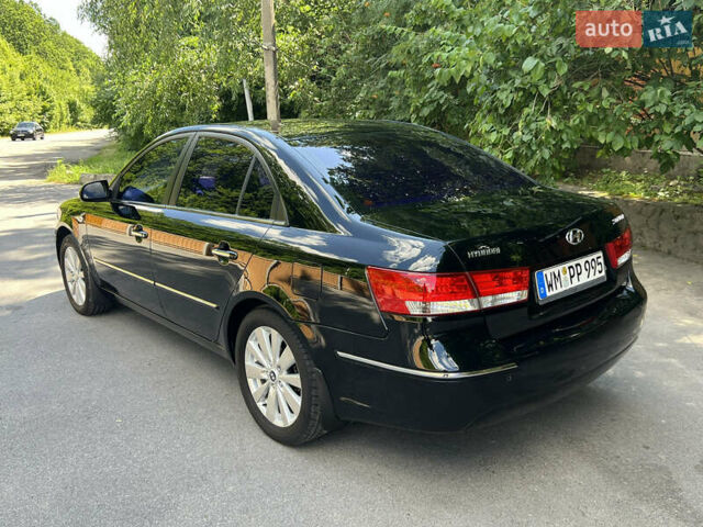 Чорний Хендай Соната, об'ємом двигуна 2.4 л та пробігом 176 тис. км за 8500 $, фото 9 на Automoto.ua