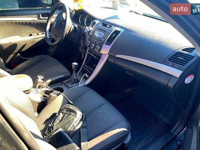 Черный Хендай Соната, объемом двигателя 2 л и пробегом 211 тыс. км за 6500 $, фото 4 на Automoto.ua