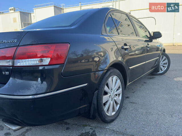 Черный Хендай Соната, объемом двигателя 3.3 л и пробегом 287 тыс. км за 4999 $, фото 9 на Automoto.ua