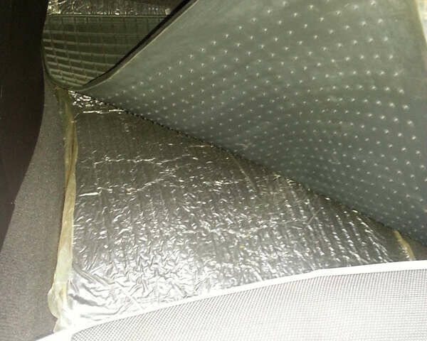 Черный Хендай Соната, объемом двигателя 2 л и пробегом 90 тыс. км за 9800 $, фото 12 на Automoto.ua