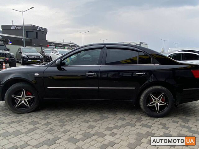 Черный Хендай Соната, объемом двигателя 2 л и пробегом 145 тыс. км за 7890 $, фото 3 на Automoto.ua