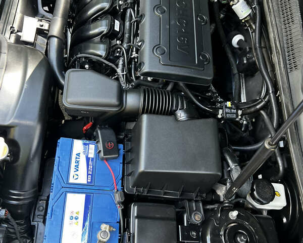 Чорний Хендай Соната, об'ємом двигуна 2.4 л та пробігом 176 тис. км за 8500 $, фото 46 на Automoto.ua