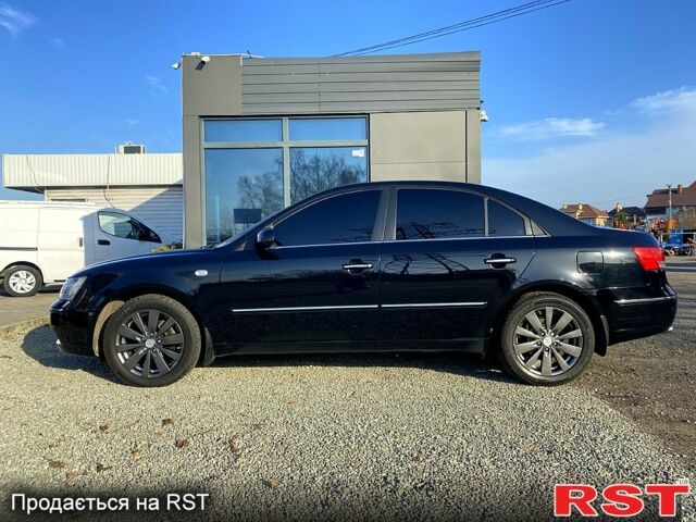 Черный Хендай Соната, объемом двигателя 3.3 л и пробегом 204 тыс. км за 8200 $, фото 9 на Automoto.ua