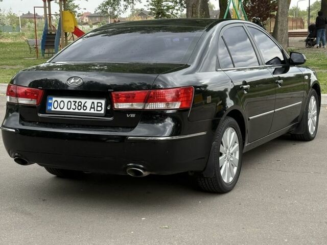 Черный Хендай Соната, объемом двигателя 3.3 л и пробегом 170 тыс. км за 6600 $, фото 1 на Automoto.ua