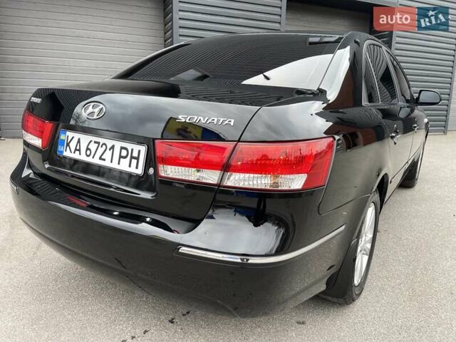 Черный Хендай Соната, объемом двигателя 2 л и пробегом 110 тыс. км за 9700 $, фото 17 на Automoto.ua