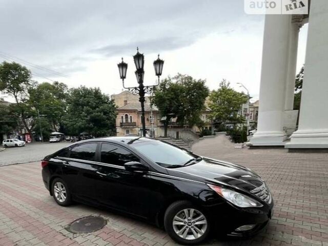Чорний Хендай Соната, об'ємом двигуна 2.4 л та пробігом 398 тис. км за 7800 $, фото 3 на Automoto.ua