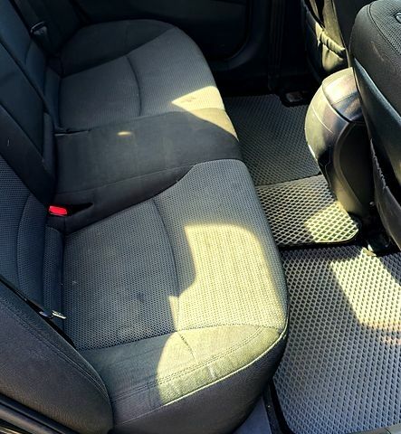 Черный Хендай Соната, объемом двигателя 2 л и пробегом 190 тыс. км за 7500 $, фото 7 на Automoto.ua