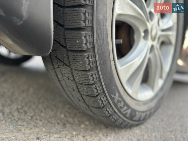 Черный Хендай Соната, объемом двигателя 2.4 л и пробегом 270 тыс. км за 9200 $, фото 15 на Automoto.ua