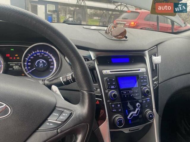 Черный Хендай Соната, объемом двигателя 2.4 л и пробегом 97 тыс. км за 10700 $, фото 17 на Automoto.ua