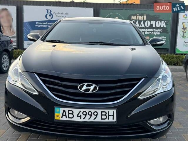 Чорний Хендай Соната, об'ємом двигуна 2 л та пробігом 133 тис. км за 10000 $, фото 10 на Automoto.ua