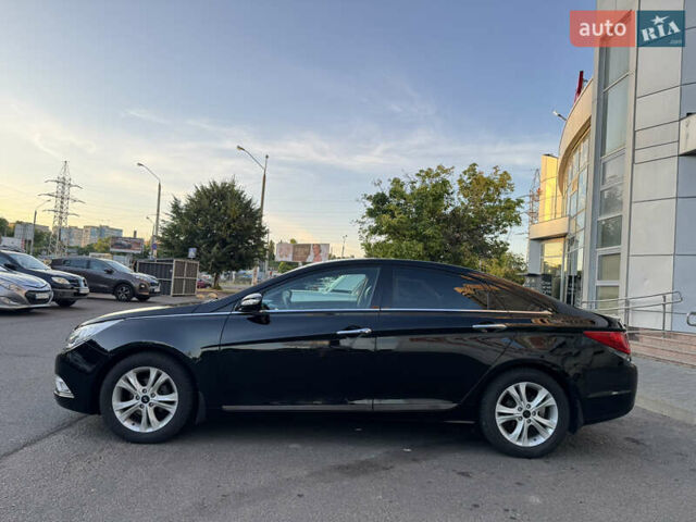 Черный Хендай Соната, объемом двигателя 2.4 л и пробегом 270 тыс. км за 9200 $, фото 7 на Automoto.ua