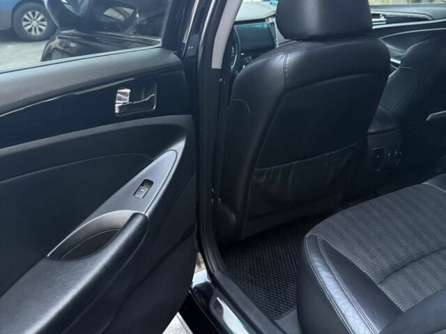 Хендай Соната 2010 в Одессе на Automoto.ua Черный Хендай Соната, объемом двигателя 2 л и пробегом 203 тыс. км за 8500 $, фото 8 на Automoto.ua