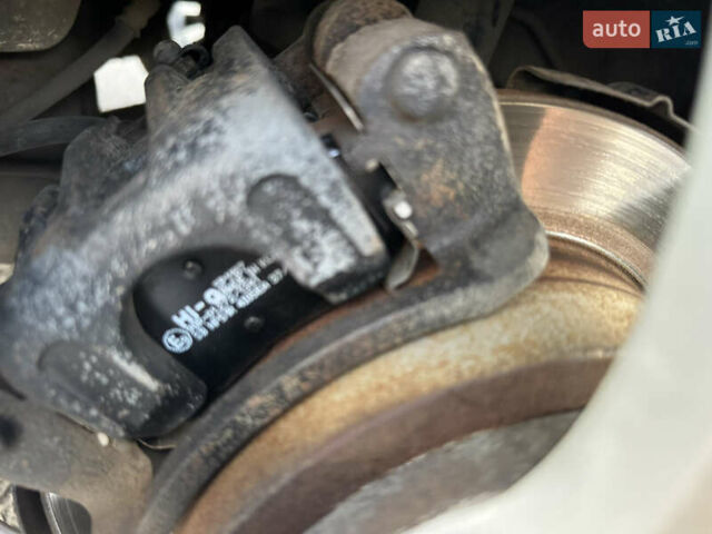 Черный Хендай Соната, объемом двигателя 2.4 л и пробегом 270 тыс. км за 9200 $, фото 17 на Automoto.ua