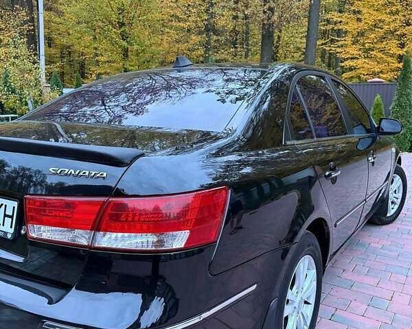 Чорний Хендай Соната, об'ємом двигуна 2 л та пробігом 230 тис. км за 5900 $, фото 9 на Automoto.ua