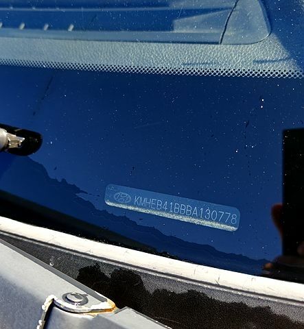 Черный Хендай Соната, объемом двигателя 2 л и пробегом 190 тыс. км за 7500 $, фото 3 на Automoto.ua