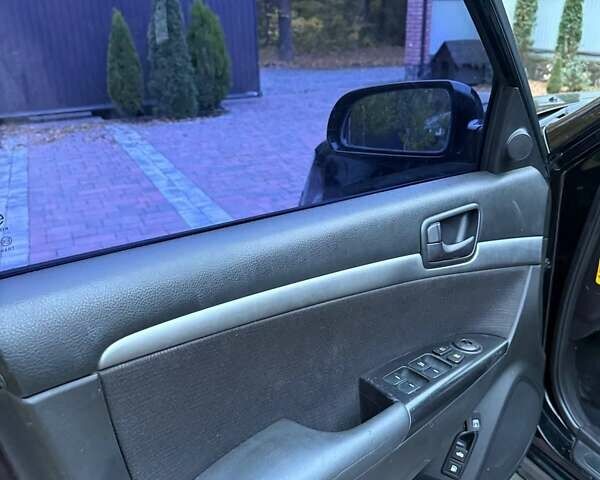 Чорний Хендай Соната, об'ємом двигуна 2 л та пробігом 230 тис. км за 5900 $, фото 8 на Automoto.ua