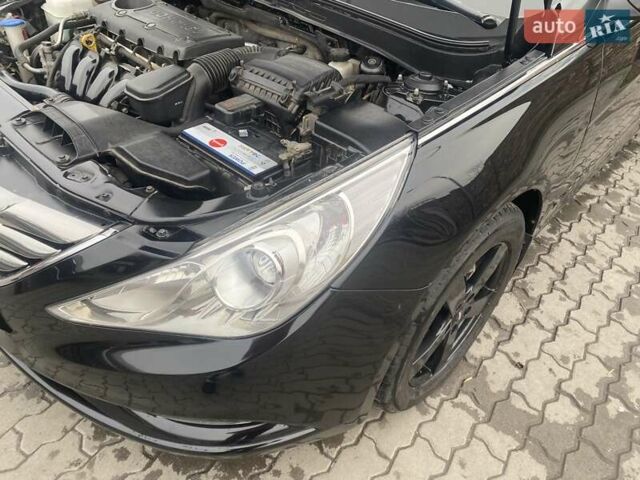Черный Хендай Соната, объемом двигателя 2.4 л и пробегом 97 тыс. км за 10700 $, фото 21 на Automoto.ua