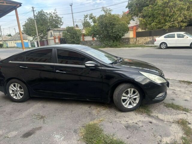 Черный Хендай Соната, объемом двигателя 2 л и пробегом 170 тыс. км за 6100 $, фото 2 на Automoto.ua