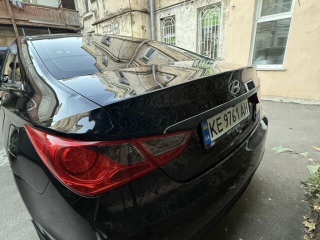 Хендай Соната 2010 в Одессе на Automoto.ua Черный Хендай Соната, объемом двигателя 2 л и пробегом 203 тыс. км за 8500 $, фото 12 на Automoto.ua