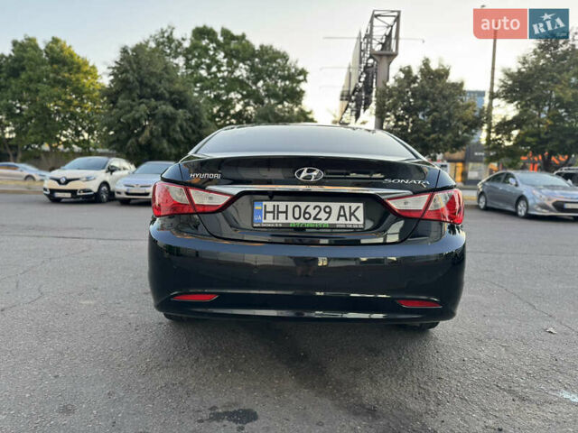 Черный Хендай Соната, объемом двигателя 2.4 л и пробегом 270 тыс. км за 9200 $, фото 9 на Automoto.ua