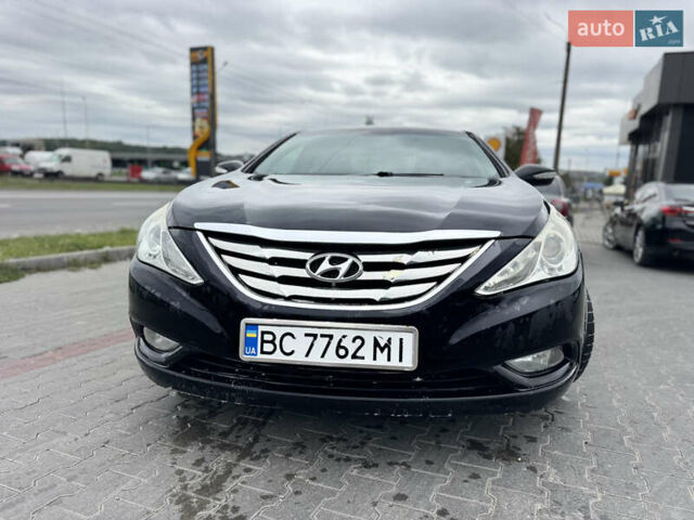 Черный Хендай Соната, объемом двигателя 2 л и пробегом 320 тыс. км за 4950 $, фото 10 на Automoto.ua