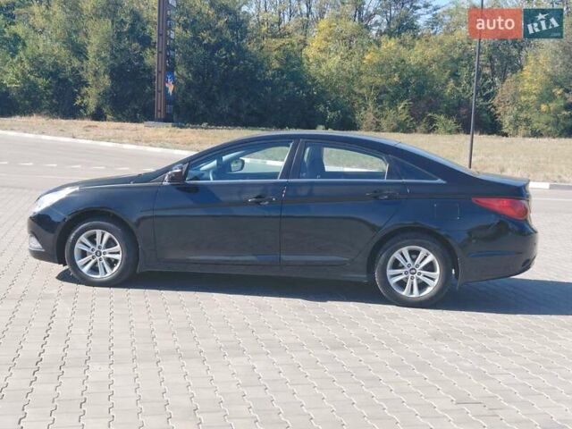 Чорний Хендай Соната, об'ємом двигуна 2 л та пробігом 180 тис. км за 7500 $, фото 9 на Automoto.ua