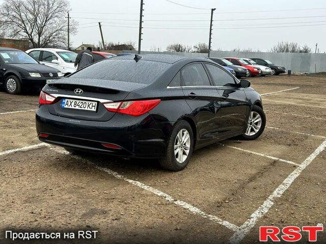 Чорний Хендай Соната, об'ємом двигуна 2.4 л та пробігом 144 тис. км за 7600 $, фото 2 на Automoto.ua