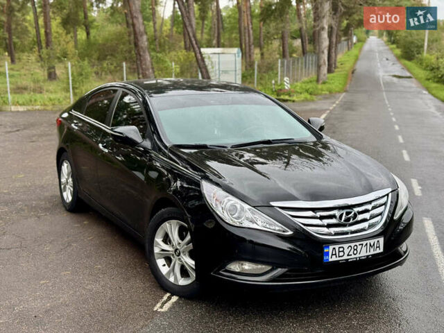Хендай Соната 2011 у Вінниці на Automoto.ua Чорний Хендай Соната, об'ємом двигуна 2 л та пробігом 118 тис. км за 9500 $, фото 7 на Automoto.ua