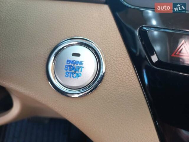 Черный Хендай Соната, объемом двигателя 2.36 л и пробегом 118 тыс. км за 9600 $, фото 70 на Automoto.ua