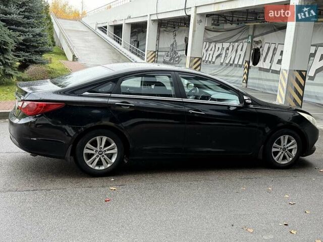 Черный Хендай Соната, объемом двигателя 2 л и пробегом 200 тыс. км за 5999 $, фото 14 на Automoto.ua