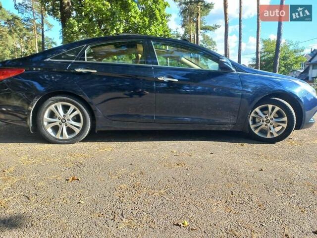 Черный Хендай Соната, объемом двигателя 2.36 л и пробегом 118 тыс. км за 9600 $, фото 109 на Automoto.ua