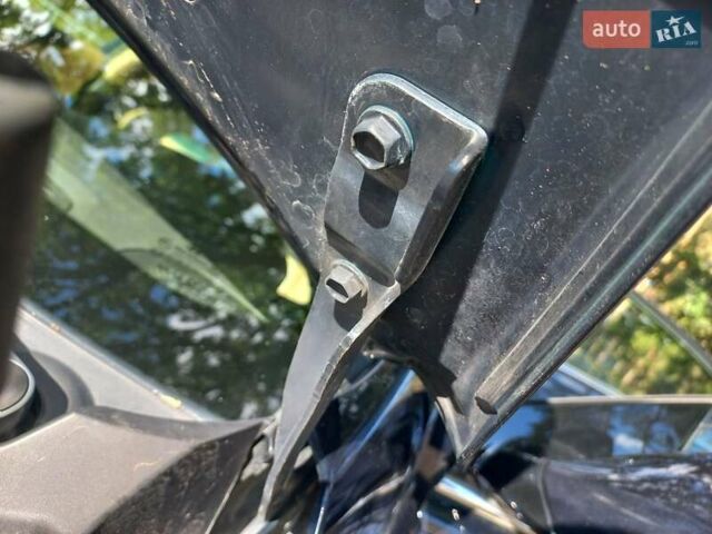 Черный Хендай Соната, объемом двигателя 2.36 л и пробегом 118 тыс. км за 9600 $, фото 89 на Automoto.ua