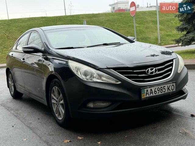 Черный Хендай Соната, объемом двигателя 2 л и пробегом 200 тыс. км за 5999 $, фото 8 на Automoto.ua