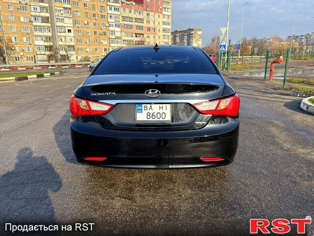 Черный Хендай Соната, объемом двигателя 2.4 л и пробегом 200 тыс. км за 7600 $, фото 4 на Automoto.ua