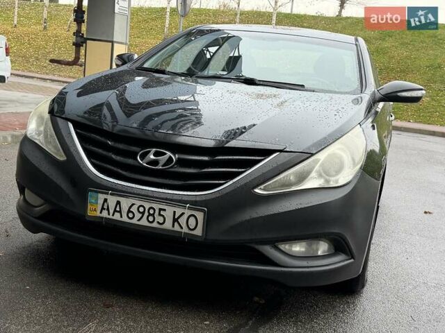 Черный Хендай Соната, объемом двигателя 2 л и пробегом 200 тыс. км за 5999 $, фото 23 на Automoto.ua