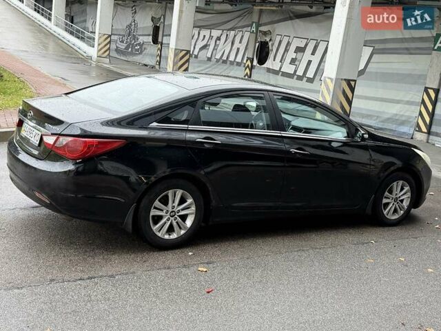 Черный Хендай Соната, объемом двигателя 2 л и пробегом 200 тыс. км за 5999 $, фото 26 на Automoto.ua