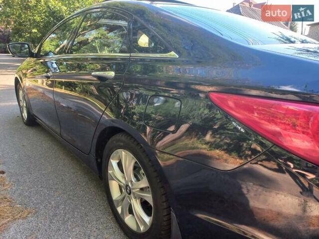 Черный Хендай Соната, объемом двигателя 2.36 л и пробегом 118 тыс. км за 9600 $, фото 28 на Automoto.ua