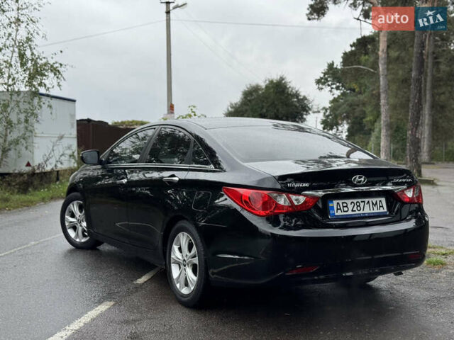 Черный Хендай Соната, объемом двигателя 2 л и пробегом 118 тыс. км за 9500 $, фото 8 на Automoto.ua