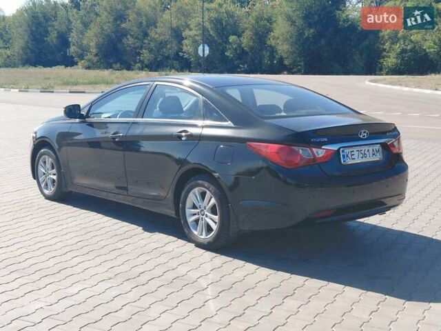 Чорний Хендай Соната, об'ємом двигуна 2 л та пробігом 180 тис. км за 7500 $, фото 7 на Automoto.ua